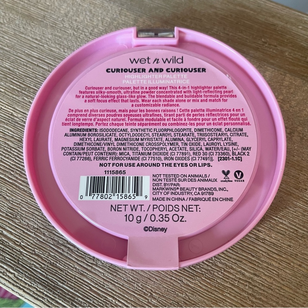 wet n wild Alice in Wonderland Makeup Set - Picture 13 of 16